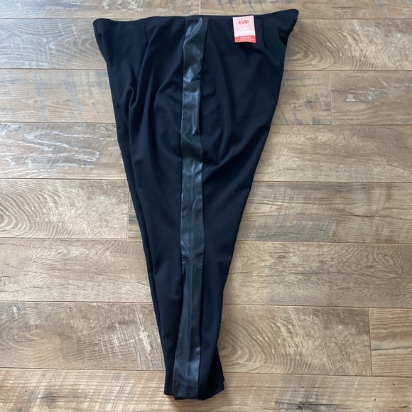 NWT EVRI Mid-Rise Black Tregging, Women’s size 3X - Picture 9 of 9